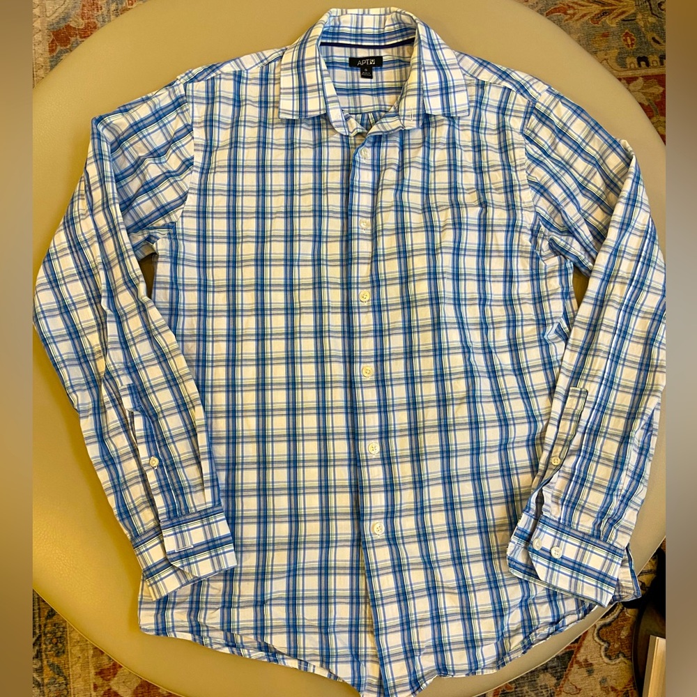 APT.9 Size Small Men’s Button Down Blue White Green Plaid 100% Cotton